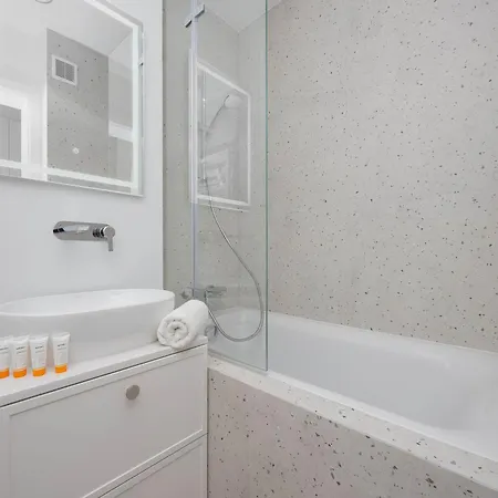 Bright Cityview With Ac Near Pge Narodowy By Renters * 바르샤바